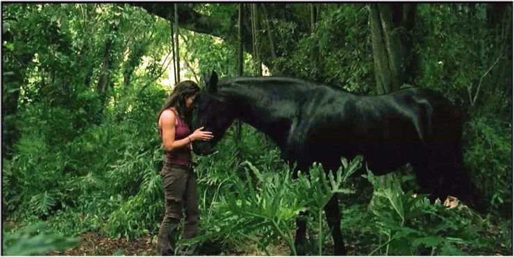Kate incontra il cavallo nero nella giungla di Lost