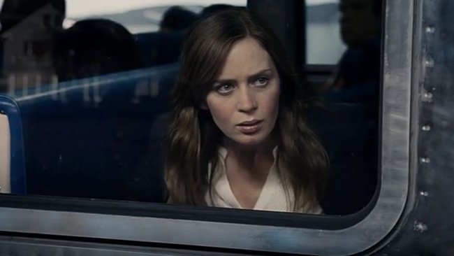Emily Blunt nel film La Ragazza del Treno