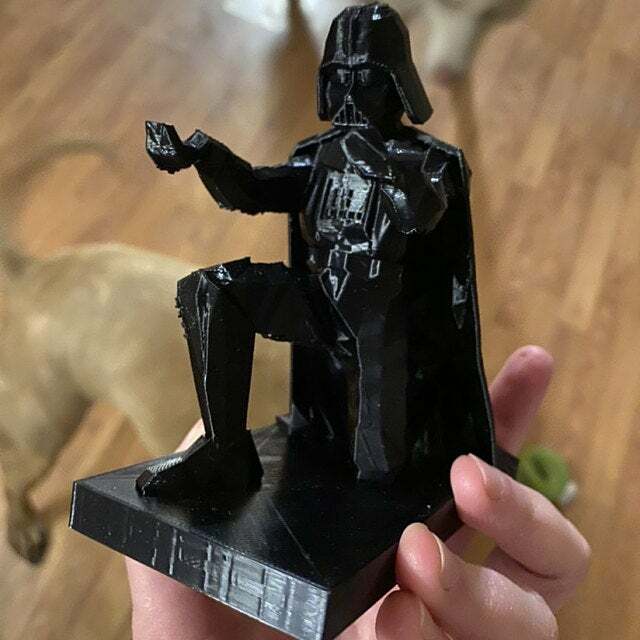 Clicca per vedere l'immagine originale Il portapenna di Darth Vader nella sua grandezza naturale