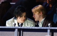 Copertina di Macaulay Culkin parla del suo rapporto con Michael Jackson e il padre violento