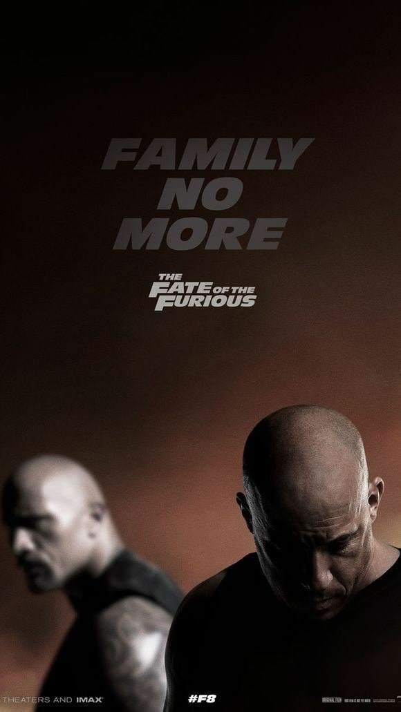 Uno dei poster promozionali di Fast & Furious 8, con Vin Diesel e The Rock