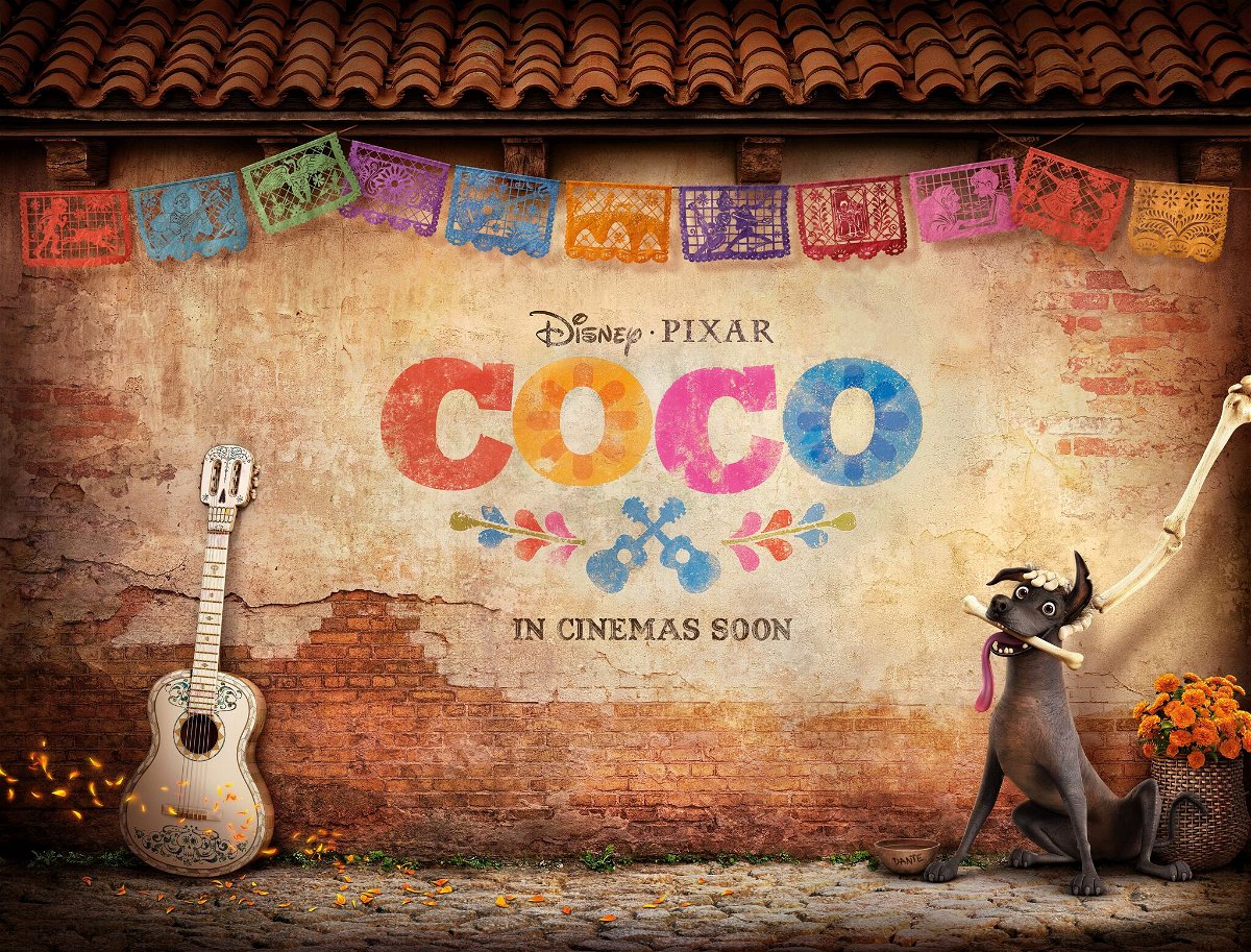 Il teaser poster di Coco con il cane Dante
