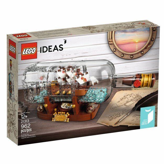 Primo piano del set Ship in a bottle 21313 di LEGO