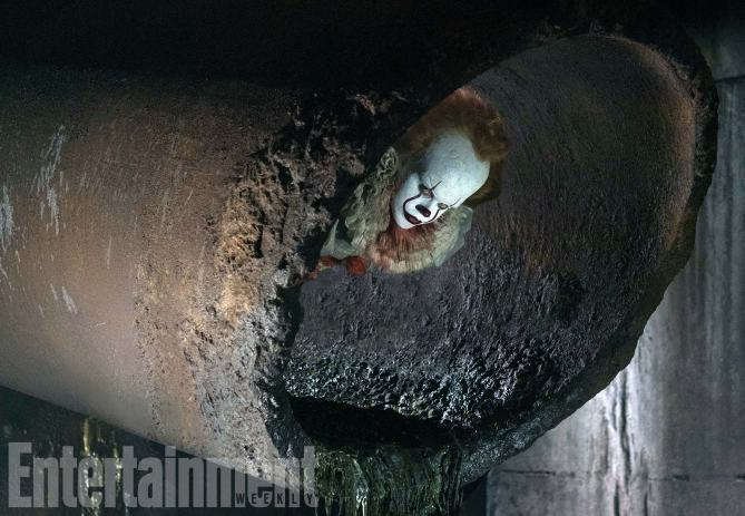 Il nuovo Pennywise sbuca dalle fogne