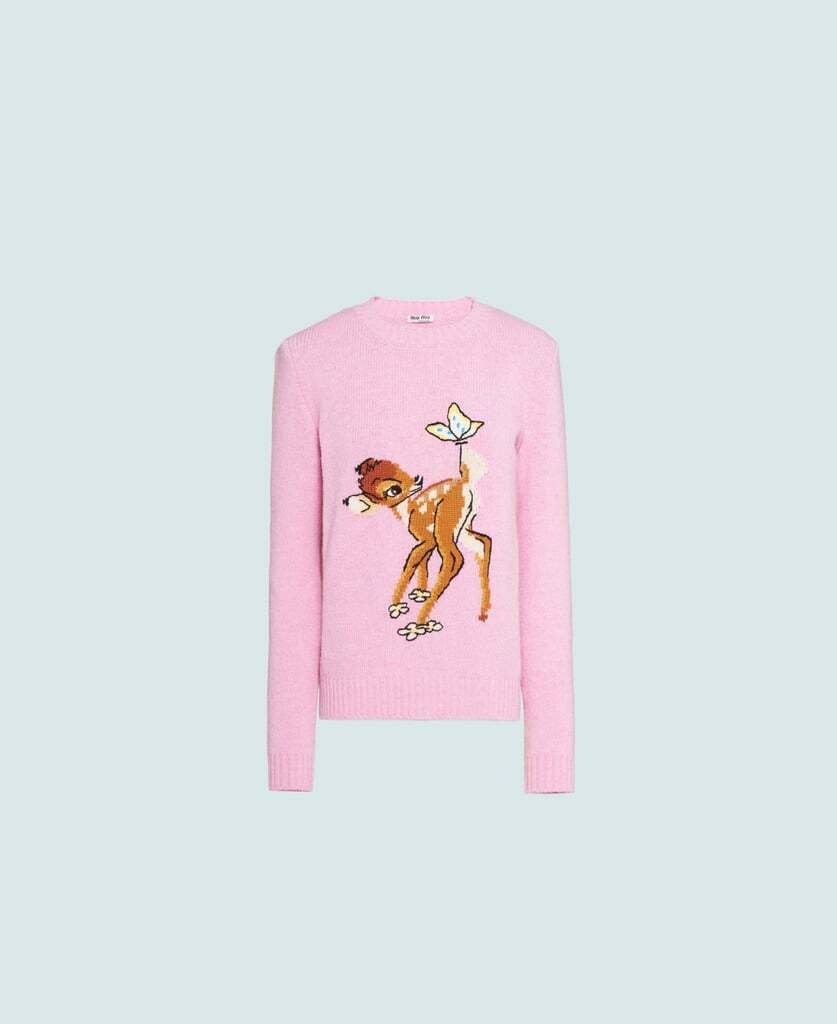 Il maglione rosa per la festività natalizie Disney x Miu Miu con Bambi