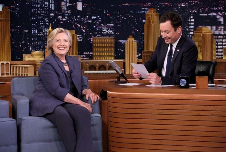 Hillary Clinton ospite di Jimmy Fallon