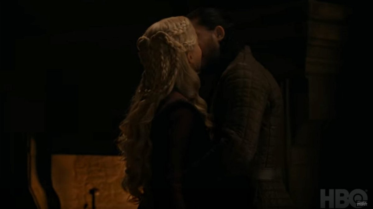 GoT 8x04: Jon e Daenerys si baciano