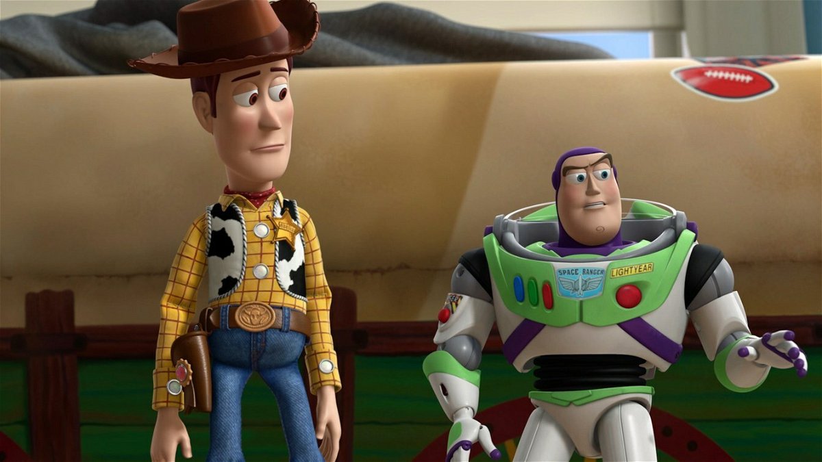 Woody e Buzz in una sequenza di Toy Story