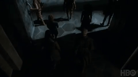 Jon Snow entra nella sala del trono a Roccia del Drago