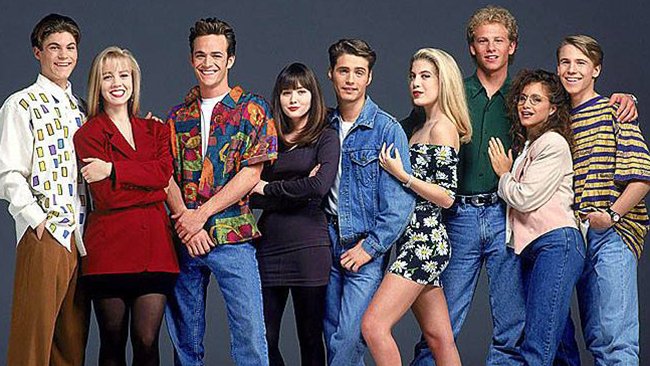 I ragazzi protagonisti della serie anni '90 Beverly Hills 90210
