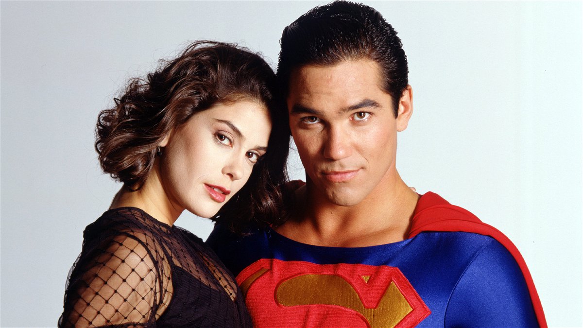 Mezzibusti di Teri Hatcher e Dean Cain nei panni di Lois Lane e Superman