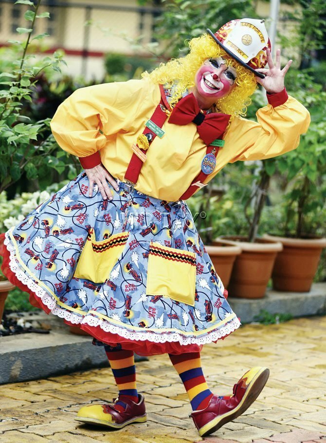 Pam Moody vestita da clown