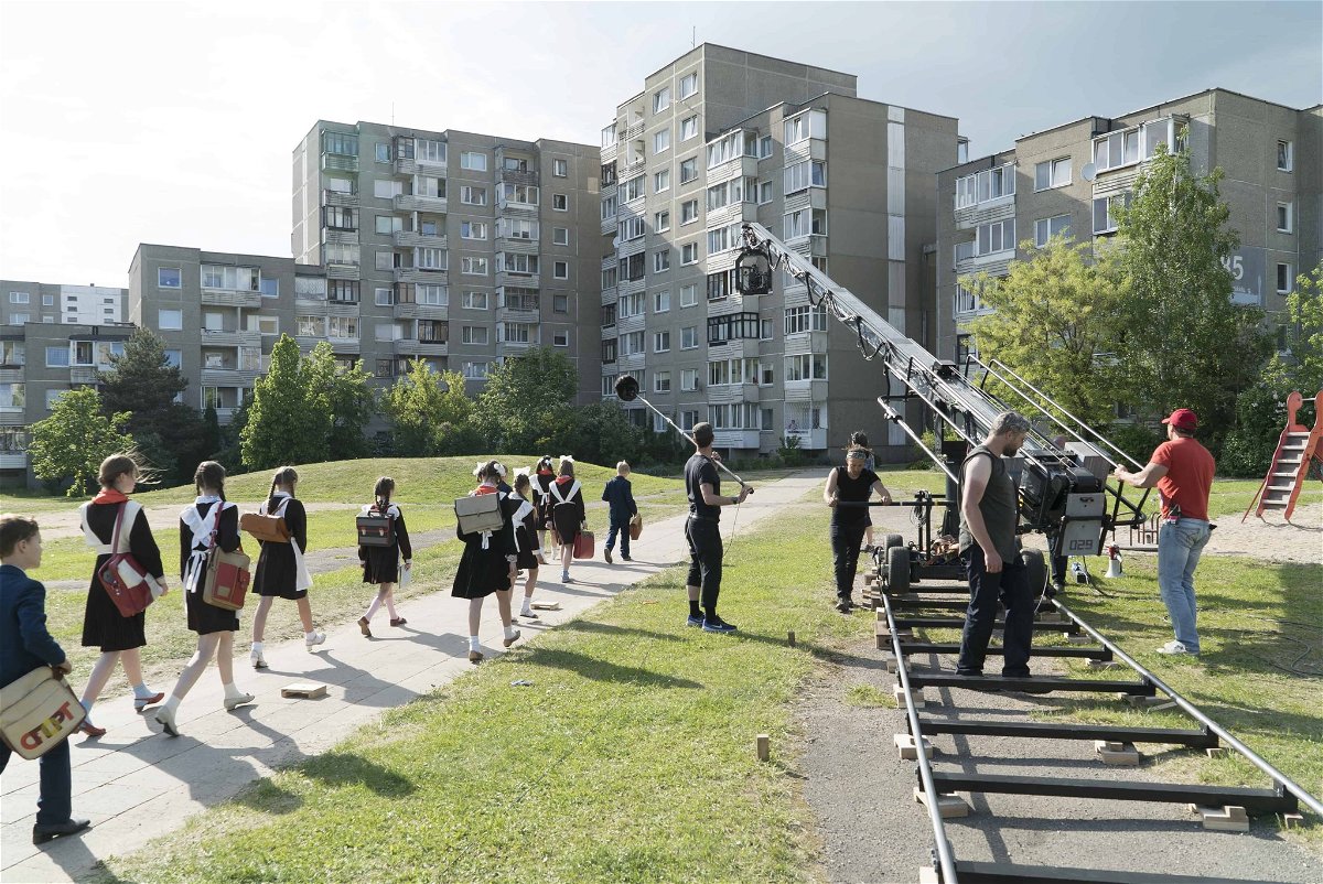 La troupe di Chernobyl gira una scena della serie TV a Vilnius