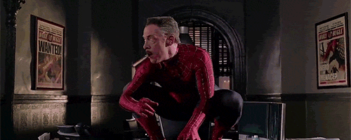 JK Simmons nel ruolo di JJJ indossa il costume di Spider-Man