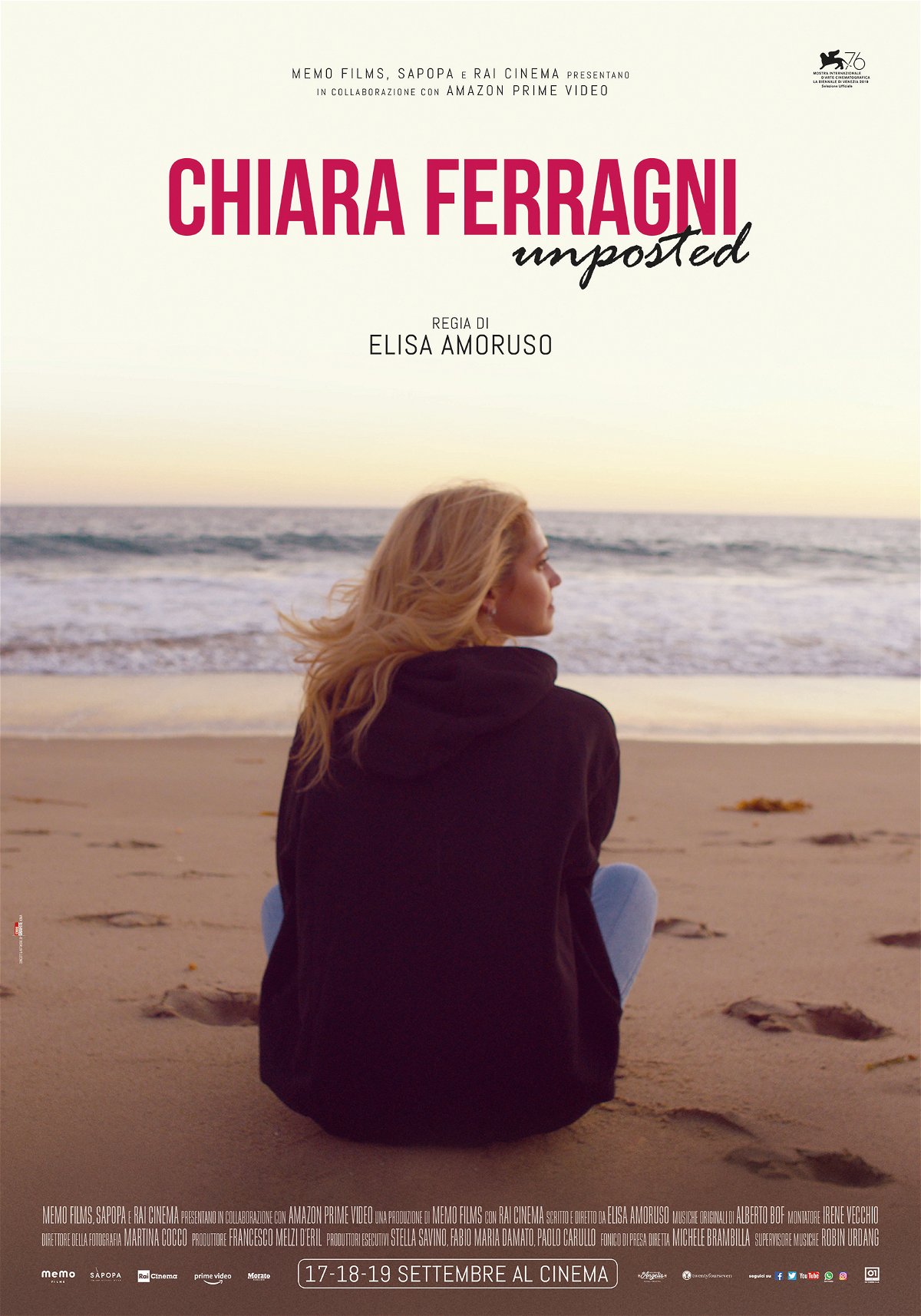 La locandina del documentario Chiara Ferragni Unposted