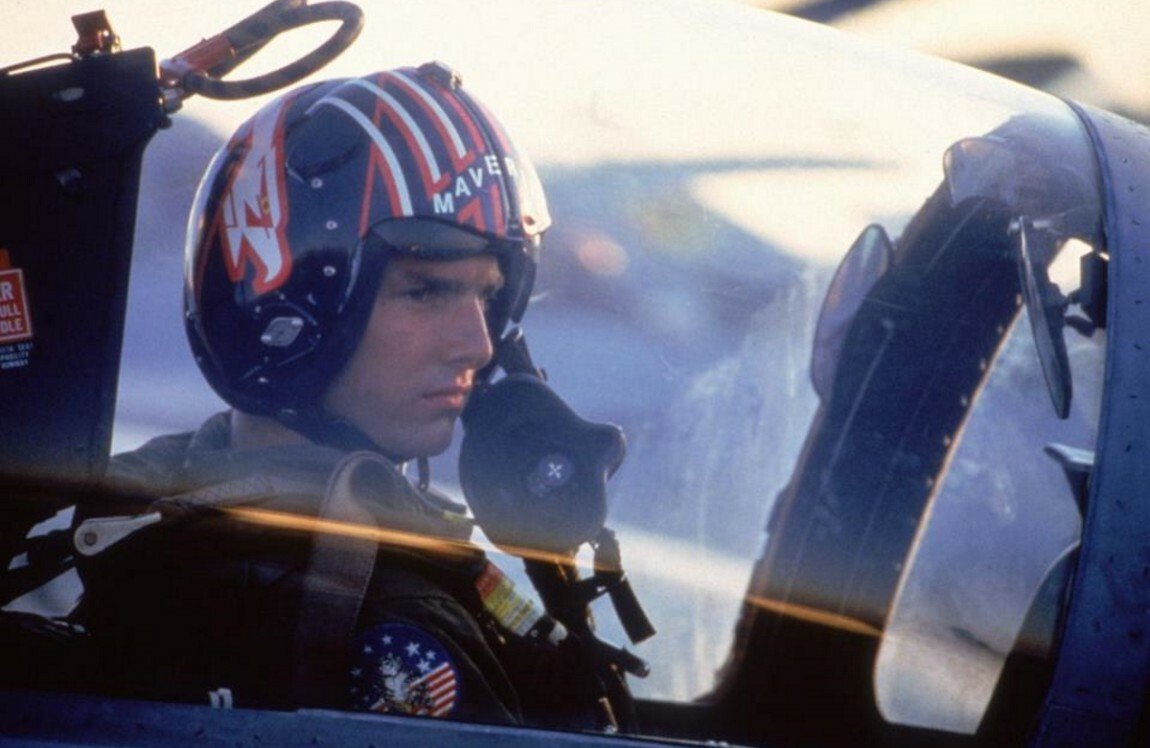 Tom Cruise nell'abitacolo di un F-14