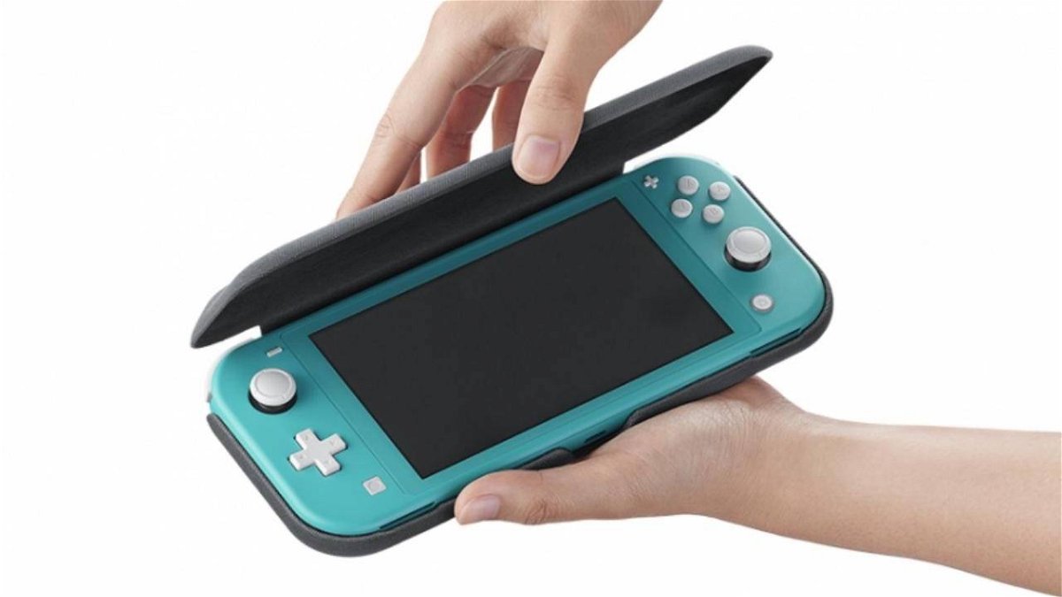Un'immagine della flip cover ufficiale di Nintendo Switch Lite