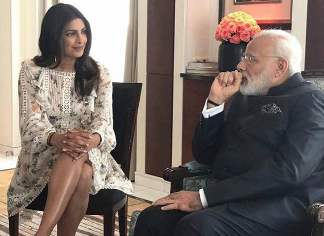 Priyanka Chopra fa visita al Primo Ministro indiano