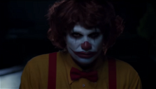 Copertina di Burger King continua a trollare McDonald's: panini gratuiti a chi si traveste da clown