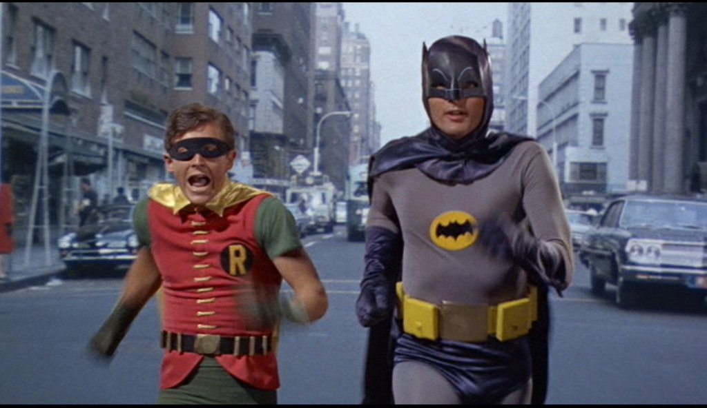 Adam West e Burt Ward nei rispettivi ruoli Batman e Robin