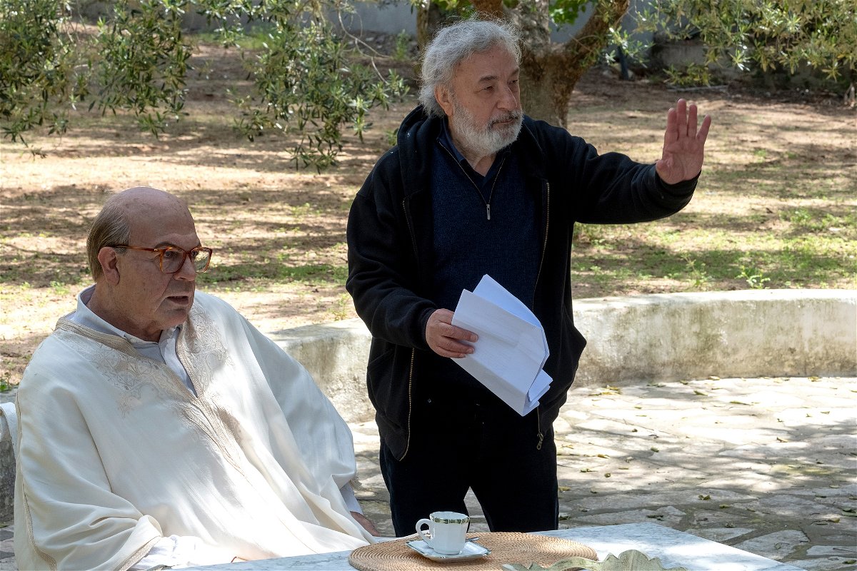 Foto dal set del film Hammamet con Gianni Amelio