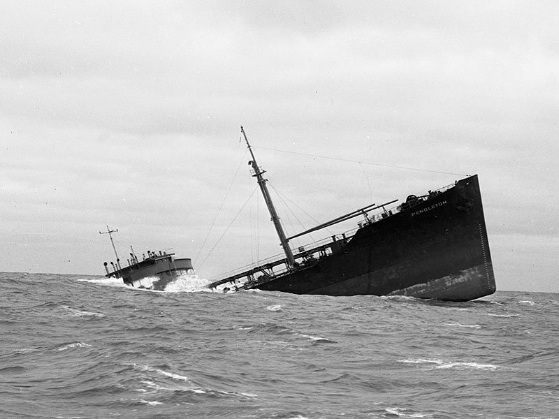 Il relitto della petroliera SS Pendleton