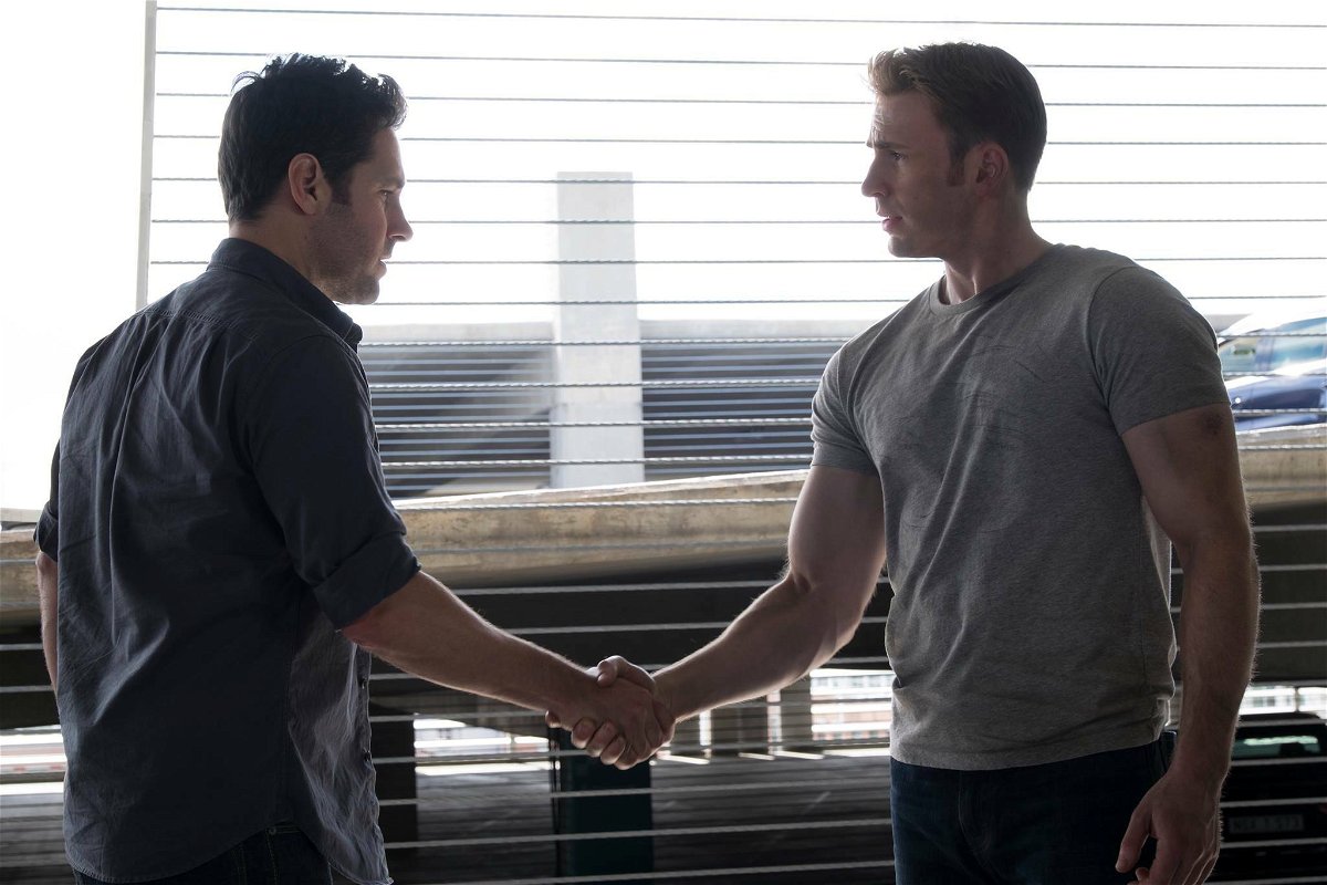 Scott Lang e Steve Rogers in Captain America: Civil War