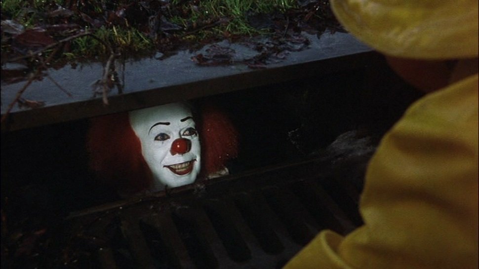 Pennywise in agguato nelle fogne