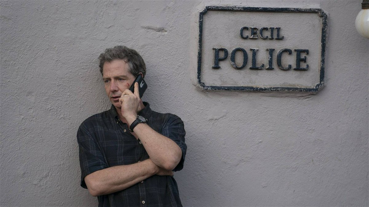 Ben Mendelsohn interpreta il detective Anderson in The Outsider
