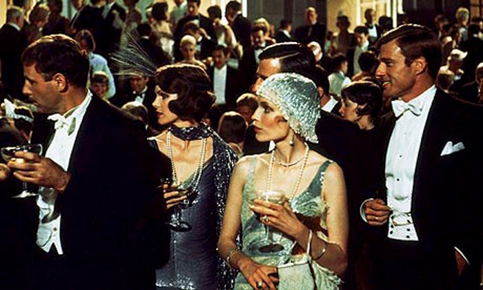 Una scena del party ne Il Grande Gatsby 1974