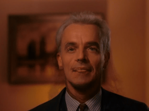 Clicca per vedere l'immagine originale Una scena dalla seconda stagione di Twin Peaks