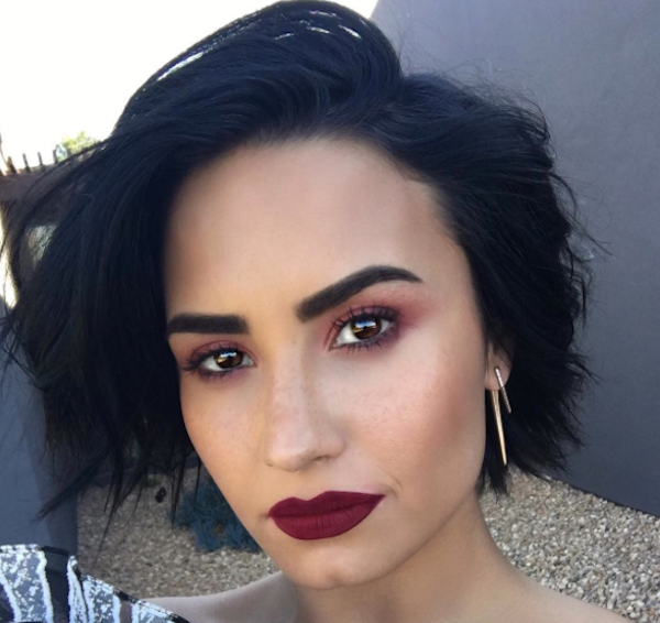 Primo piano di Demi Lovato su Instagram