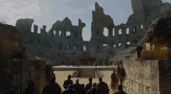 Jon, Tyrion e la loro scorta arrivano a Fossa del Drago
