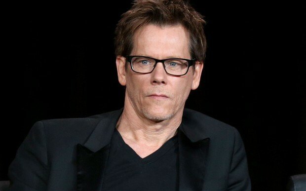Kevin Bacon in posa