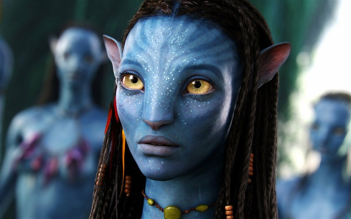 Il volto blu di Neytiri nel primo film di Avatar