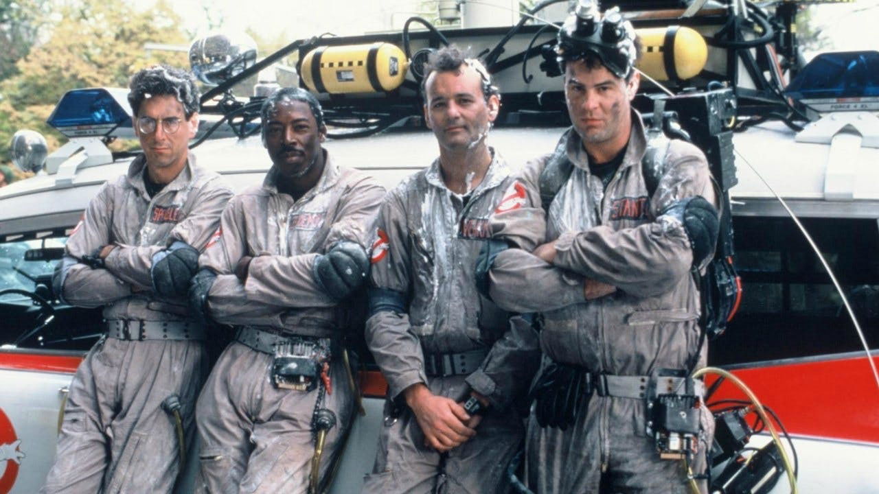 Clicca per vedere l'immagine originale Gli Acchiappafantasmi con la Ecto-1