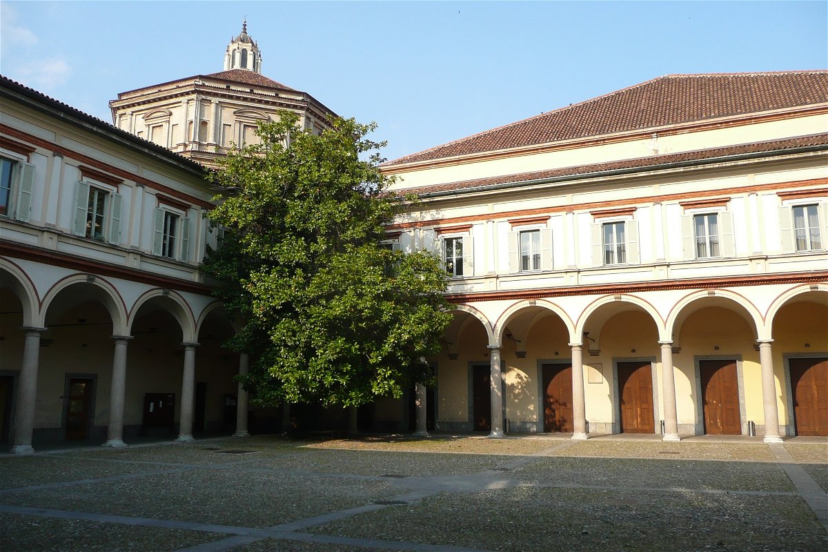 Esterno Conservatorio Giuseppe Verdi Milano