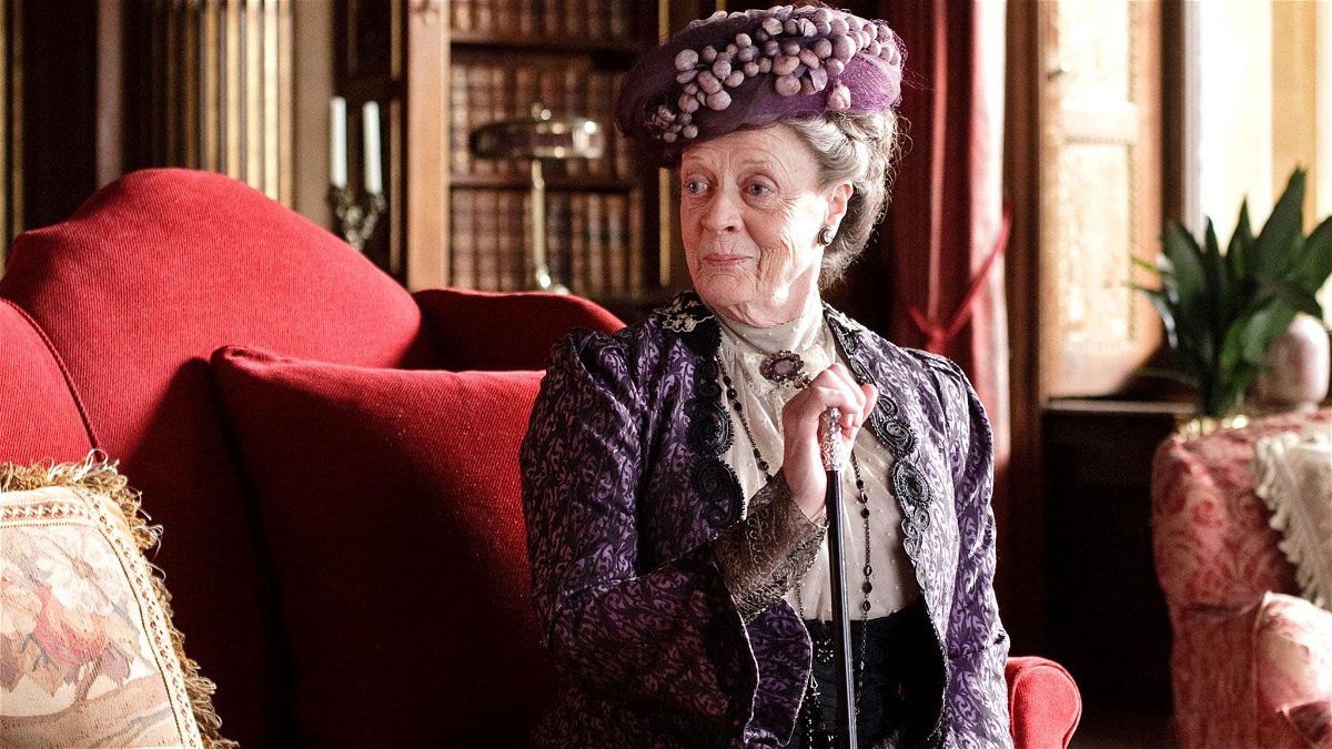Maggie Smith nel ruolo di Lady Violet in Donwton Abbey