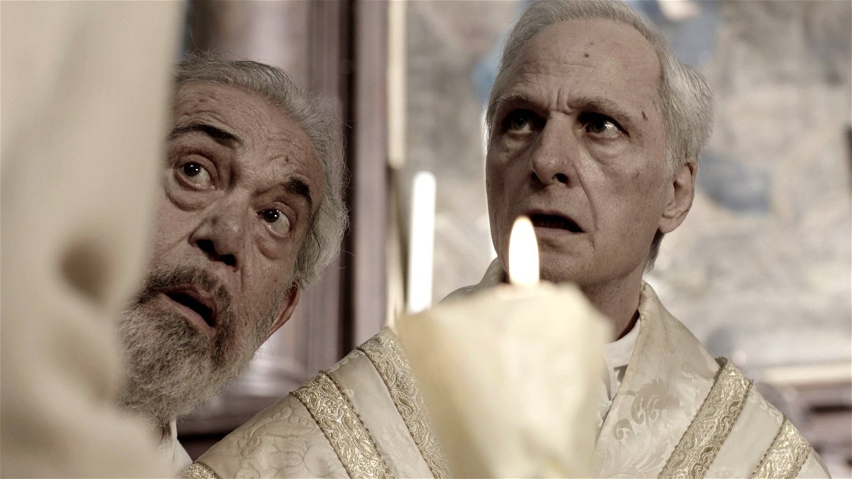 Gianni Cavina e Lino Capolicchio in una scena del film Il signor Diavolo di Pupi Avati