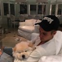 Copertina di Justin Bieber non torna su Instagram ma crea un account per il suo cane