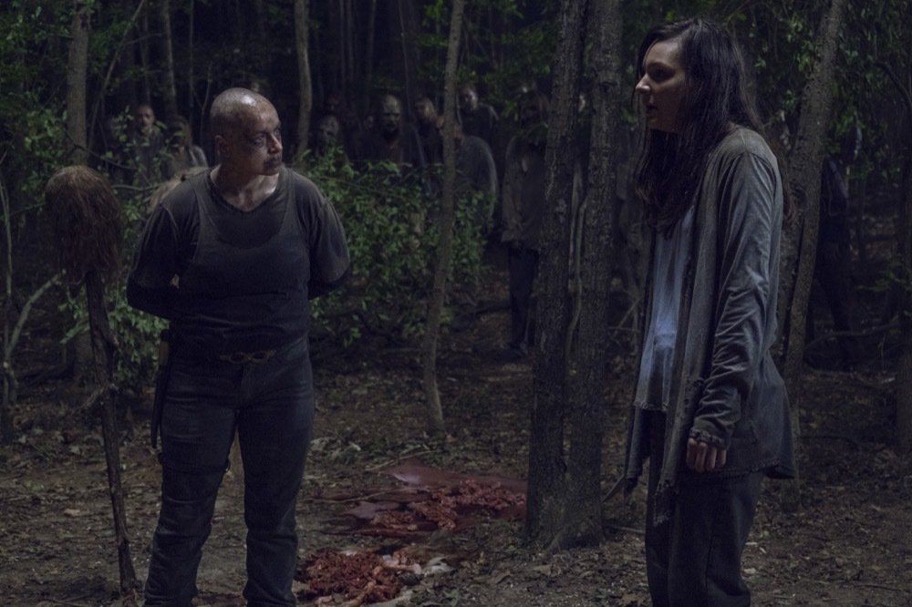 The Walking Dead 9x12: Alpha e Lydia, salvata dall'arrivo degli zombie