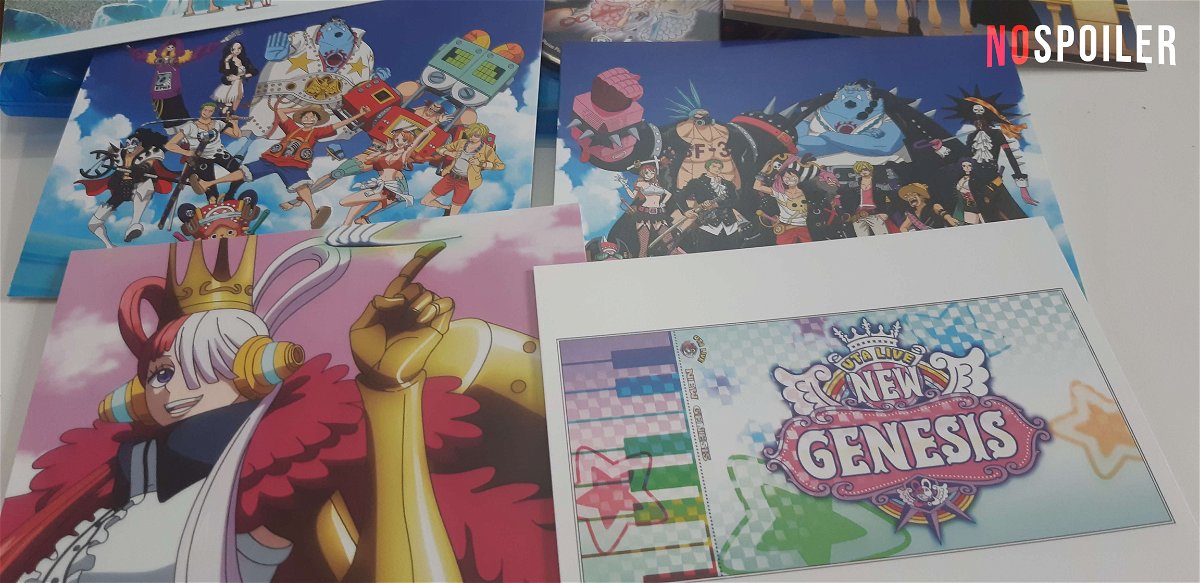 Le cartoline nella confezione di One Piece Film Red