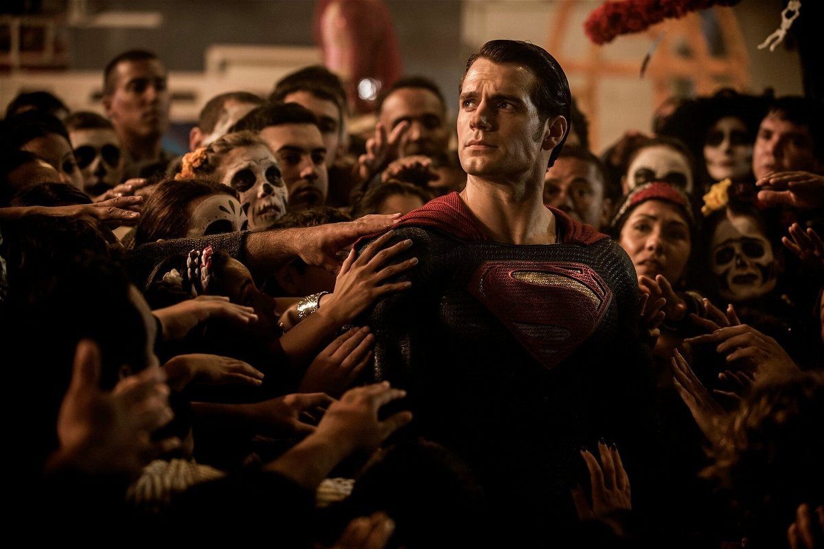 Henry Cavill in una scena di Batman v Superman