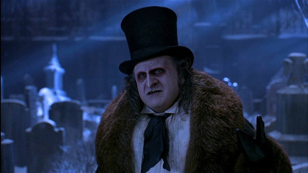 Danny DeVito è Pinguino in Batman - Il Ritorno (1992) di Tim Burton