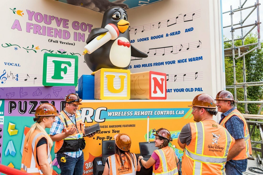 Toy Sory Land: Il pinguino Wheezy di Toy Story avrà un'attrazione tutta sua 