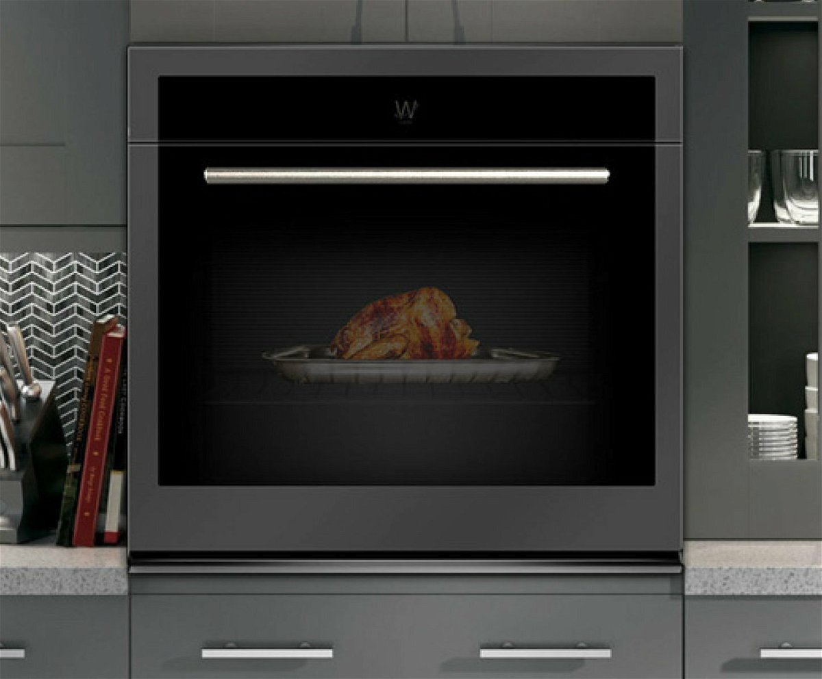 Immagine del concept del forno con realtà aumentata di Whirlpool