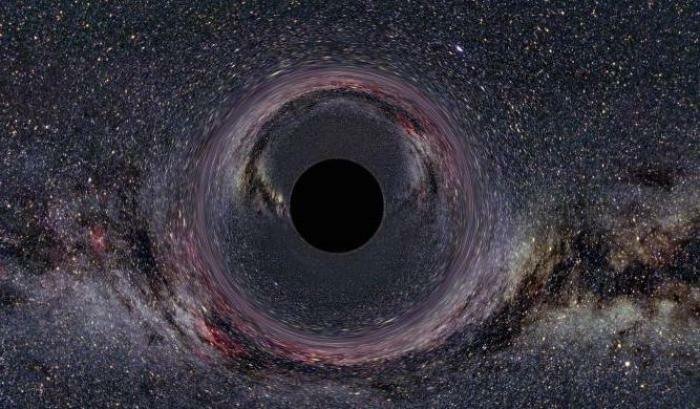 L'effetto lente distorta del buco nero