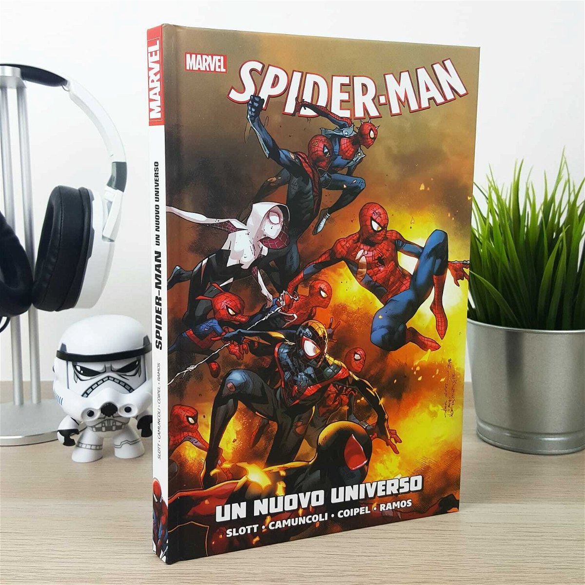 Il volume Spider-Man: Un Nuovo Universo