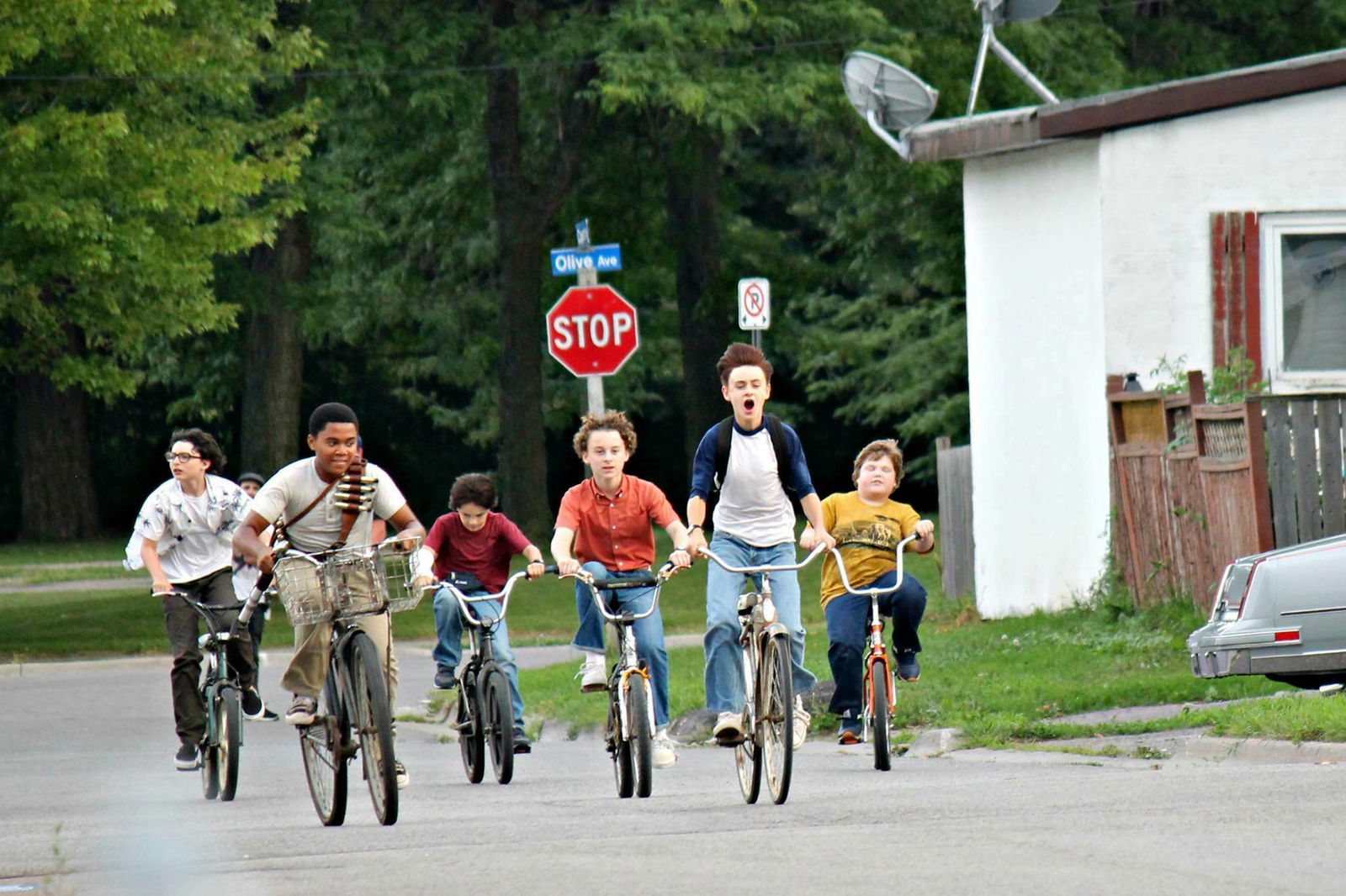 Clicca per vedere l'immagine originale Il Club dei Perdenti in bicicletta