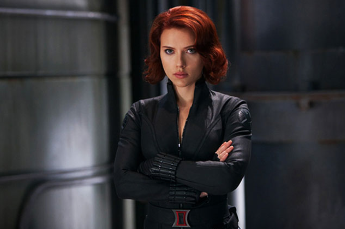 Natasha Romanoff in una scena di Avengers